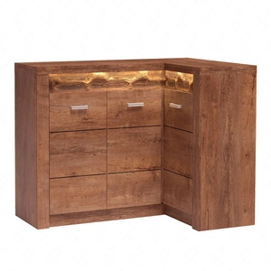 Komoda narożna Indiana 131x90 cm jesion jasny elegancka stylistyka komody ozdobna deska na froncie komody oświetlona LED