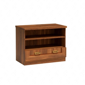 Szafka RTV Tade 88 cm dąb stuletni elegancki styl idealna szafka pod telewizor z szufladą do salonu lub pokoju dziennego metalowe uchwyty