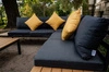 Zestaw mebli ogrodowych Massimo czarny stylowy design narożnik z poduszkami metalowa konstrukcja blat stolika wykończony polywood
