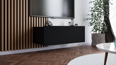 Szafka RTV Colder 100 cm czarna z możliwością podwieszenia stylowy ryflowany front elegancka forma mebla w nowoczesnym stylu