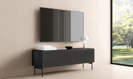 Szafka RTV Muti 147 cm czarna designerska szafka z efektownym ryflowaniem na frontach i korpusie system otwierania push to open