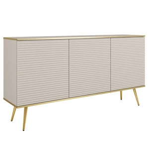 Komoda Luxury 160 cm beżowa elegancki design stylowe ryflowane fronty korpus komody zwieńczony złotą listwą złote metalowe nogi