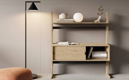 Regał Ollie 108 cm dąb olejowany / czarny praktyczny niski regał z drzwiami przesuwanymi regał na książki o kompaktowych wymiarach