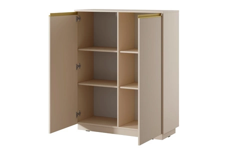 Komoda wysoka Imperial 104 cm beżowa elegancka stylowa komoda o wyjątkowym charakterze z frezowanymi frontami i złotymi uchwytami