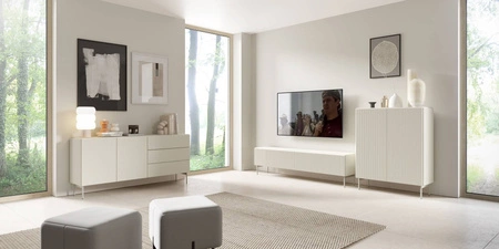 Komoda z szufladami Muti 177 cm beżowa niezwykle modna komoda do salonu designerskie ryflowania nadają oryginalności metalowe nogi