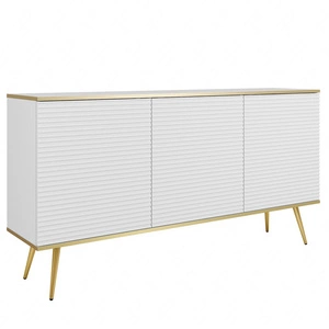 Komoda Luxury 160 cm biała elegancki design stylowe ryflowane fronty korpus komody zwieńczony złotą listwą złote metalowe nogi