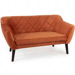 Sofa Karo cynamonowa prosta i stylowa sofa wpisująca się w każdą aranżację sofa z drewnianymi nogami