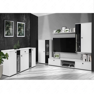 Zestaw mebli Senja biały nowoczesny design ozdobne ryflowane fronty z metalowymi uchwytami