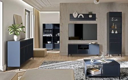 Komoda z szufladami Linka 165 cm indigo elegancki design geometrczny kształt bryły osadzony na metalowych nogach gustowny ryflowany front