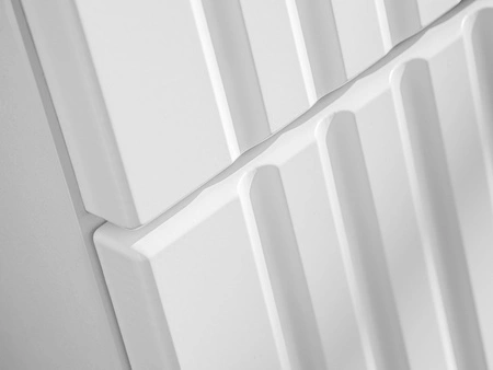 Zestaw mebli łazienkowych Adeel biały nowoczesne meble do łazienki z ryflowanymi frontami wysoka odporność na działanie wilgoci