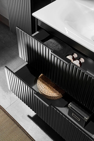 Zestaw mebli łazienkowych Adeel czarny stylowe ryflowane fronty mebli szafka z szufladami przystosowana do umywalki nablatowej