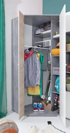 Szafa narożna Epsilon beton / biała / dąb idealna do pokoju młodzieżowego funkcjonalna i pojemna oryginalna kolorystyka