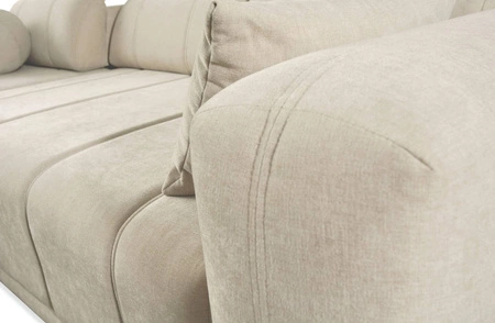 Narożnik z funkcją spania Cetara III kremowy prawostronny ergonomiczny narożnik z przesuwanym oparciem i regulowanymi zagłówkami