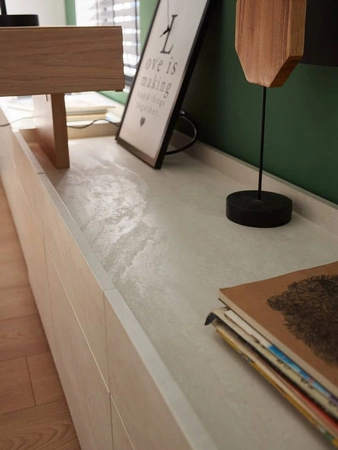 Meblościanka Teen Flex hikora naturalna / silk flou / raw steel designerski zestaw mebli dla nastolatków wyposażony w oświetlenie LED