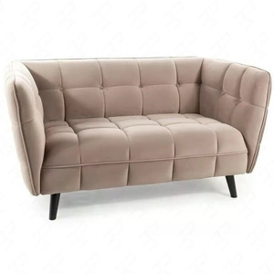 Sofa Castello II ciemny beżowy prosta i stylowa sofa wpisująca się w każdą aranżację sofa z drewnianymi nogami