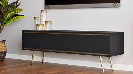 Szafka RTV Nevea 150 cm beżowa elegancka szafka w zdecydowanej kolorystyce oryginalna dekoracja każdego wnętrza stabilne złote nogi