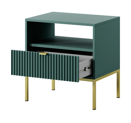 Szafka nocna z szufladą Lovro pastelowy zielony gustowny ryflowany dekor idealna szafka do sypialni złote metalowe dodatki