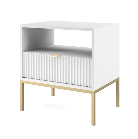 Szafka nocna z szufladą Lovro biała gustowny ryflowany dekor idealna szafka do sypialni złote metalowe dodatki