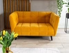 Sofa Castello II żółta prosta i stylowa sofa wpisująca się w każdą aranżację sofa z drewnianymi nogami