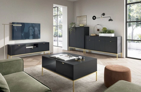 Komoda z szufladami Lovro 154 cm czarna nowoczesny design zachwyci miłośników wyrazistych wnętrz ryflowane fronty złote dodatki
