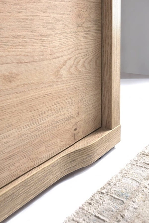 Komoda z szufladami Grand 139 cm dąb cremona nowoczesny design funkcjonalna komoda z zaoblonymi detalami idealna do salonu lub sypialni