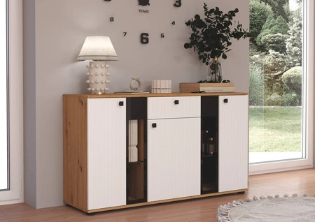 Komoda z szufladą Senja 140 cm dąb artisan / biała elegancki design ozdobny ryflowany front z metalowym uchwytem
